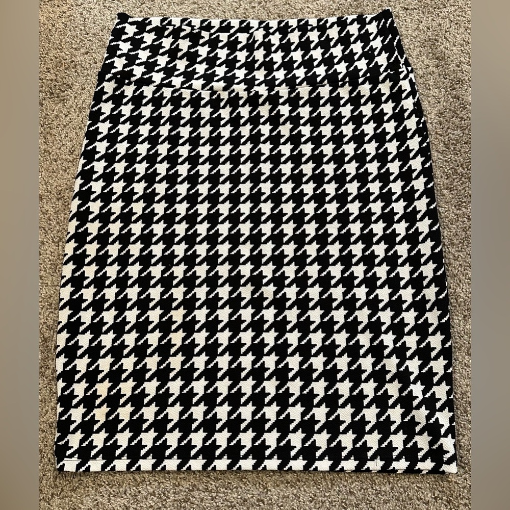 XL LuLaRoe Cassie Skirt Houndstooth